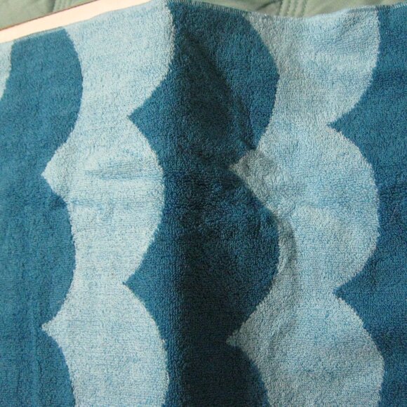 Retired American Girl Joss Surfboard Set - Picture 11 of 11